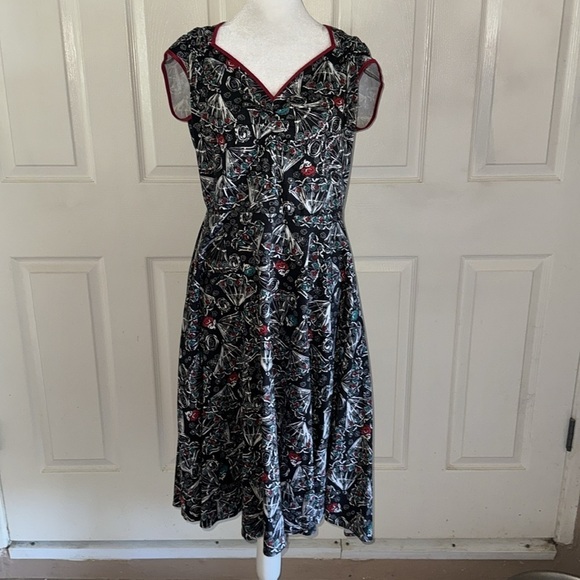 Pinup Couture Heidi Fan Fit And Flare Dress - Picture 4 of 8